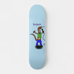 Funny lizard zingt met cartoon van de microfoon persoonlijk skateboard