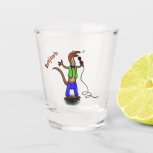 Funny lizard zingt met cartoon van de microfoon shot glas