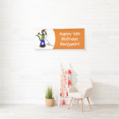 Funny lizard zingt met cartoon van de microfoon spandoek (Insitu)