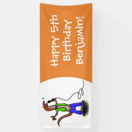 Funny lizard zingt met cartoon van de microfoon spandoek (Verticaal)