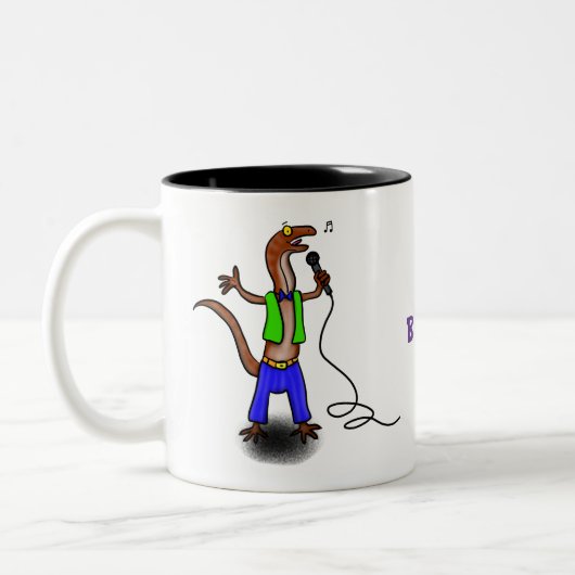 Funny lizard zingt met cartoon van de microfoon tweekleurige koffiemok (Links)