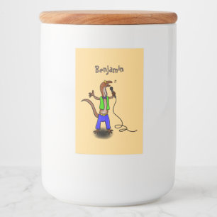 Funny lizard zingt met cartoon van de microfoon voedselcontainer etiket