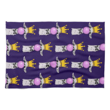 Funny Llama die een roze bubbelpatroon blaast