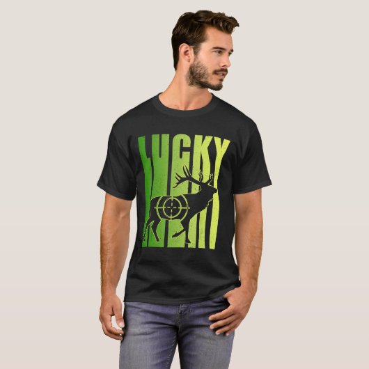 Funny Lucky Irish Hunting St Patricks Day T-shirt (Voorkant volledig)
