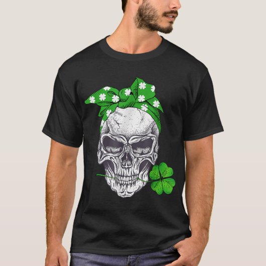 Funny Lucky Skull Messy Bun Happy St Patricks Day T-shirt (Voorkant)
