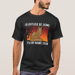 Funny Maine Coon Lover Graphic for Women and Manne T-shirt