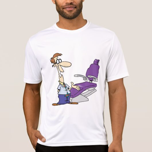 Funny Male Dentist and Purple Dental Chair T-shirt (Voorkant)