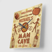 Funny Man Cave met Jouw naam Custom Vierkante Klok (Hoek)