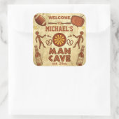 Funny Man Cave met Jouw naam Custom Vierkante Sticker (Tas)