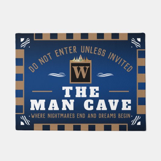 Funny MAN CAVE met Monogram | DEEP BLUE Welkom Deurmat (Voorkant)