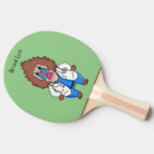 Funny mandrill dokter cartoon illustratie tafeltennisbatje (Zijkant)