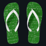 Funny Mathematics vergelijkt Chalkboard Wiskunde G Teenslippers<br><div class="desc">Deze  'Grappig wiskunde' vergelijkt het Chalkboard Wiskunde Geeky Stylish Unique Design' Flip Flop is zeker een gave voor jou of vrienden in dit zomerseizoen. (U kunt tekst,  monogram of naam op dit ontwerp toevoegen door de Customize knoop van het te klikken)</div>