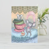 Funny Mice Teacup Gepersonaliseerde Verjaardag Kaa Feestdagenkaart (Staand voorkant)