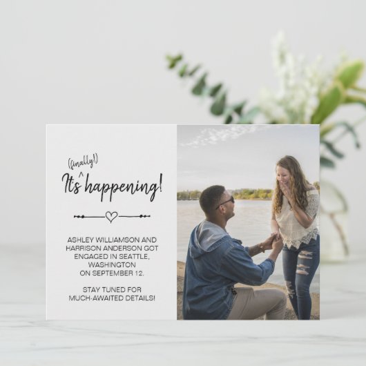 Funny Modern Foto eindelijk Verloving gebeurt Kaart (Staand voorkant)