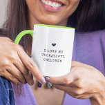 Funny Modern Undankbaar Children Moederdag Chic Mok<br><div class="desc">Chic, stijlvol en aangepast gezegde voor de mok van koffie " Ik hou van mijn ondankbare kinderen " in de moderne trendy typografie van de schrijfmachine, naast een handgetekend hart op een mok met twee tonnen koffie. Perfect geschenk voor de mooie, hevige moeder in je leven voor Moederdag - om...</div>