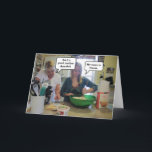 Funny Moederdag | Mam Birthday Kaart<br><div class="desc">Een grappige moederkaart om je moeder te laten weten hoeveel je van haar houdt. Een foto van een moeder,  haar dochter en moeder die de vraag "Ben ik een goede moeder Annabel?" stelde,  met de dochter die mijn naam antwoordt,  is Susan. De namen kunnen aan uw worden gepersonaliseerd.</div>
