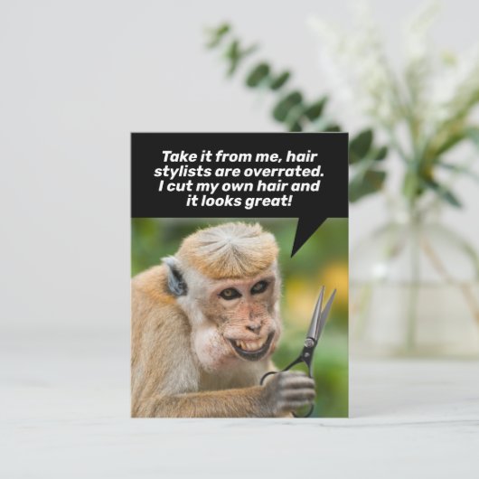 Funny Monkey met een Bad Hair Cut-Shelter op zijn  Briefkaart (Staand voorkant)