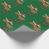 Funny Moose met Santa Hat-kerstCartoon Cadeaupapier (Hoek)