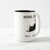 Funny Morning Stretch Almost Functional Cat Mug Tweekleurige Koffiemok (Voorkant rechts)