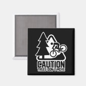 Funny Mountain Biking Warning - Caution Trees Do N Magneet (Voorkant / Achterkant)