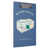 Funny Ms Frosty bij plastisch chirurg cartoon Klembord (Rechts)