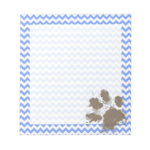 Funny Muddy Paw Print op Blue Chevron Notitieblok