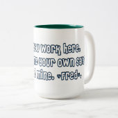 Funny Mug for Boss, Secretary, Office Worker Tweekleurige Koffiemok (Voorkant rechts)
