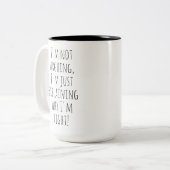 Funny Mug, I'm Just Explaining Why I'm Right! Tweekleurige Koffiemok (Voorkant links)