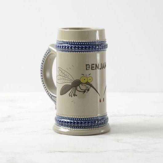 Funny mug insect cartoon illustratie bierpul (Voorkant links)