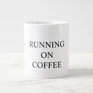 Funny mug states "RUNNING ON COFFEE" Grote Koffiekop