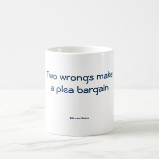 Funny mug: Twee fouten maken een pleidooi Koffiemok