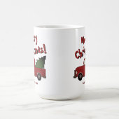 Funny mug with old red truck and Christmas tree Koffiemok (Center)