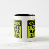 Funny Mugs: Onstabiele materialen op het werk Tweekleurige Koffiemok (Center)