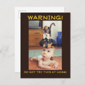 FUNNY: Muis en kat en hond gestapeld op Baby - Aankondigingskaart (Voorkant / Achterkant)