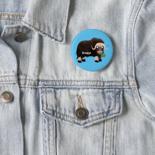 Funny musk ox cartoon illustratie ronde button 5,7 cm (In situ)