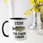 Funny Name Vist Legend Largemouth Bass Sports Mok<br><div class="desc">"Voeg een naam toe" De Geviste Legende. Een groot geschenk voor de alg-baars-angler in je leven,  die goed is opgeleid in het vangen van de reuzenlunkers. Deze mok maakt een geweldige verjaardag,  Kerstmis en Jubileum cadeau.</div>