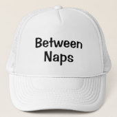 Funny Novelty Mode TUSSEN NAPS Trucker Pet (Voorkant)