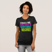 Funny Nurse Afstuderen T-shirt (Voorkant volledig)