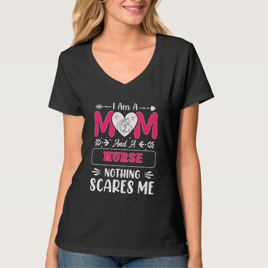 Funny Nurse Mam, grappige citaten van Zurse Mam T-shirt (Voorkant)