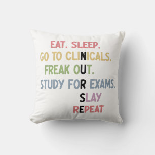 Funny Nursing School student Future Nurse Gifts Kussen