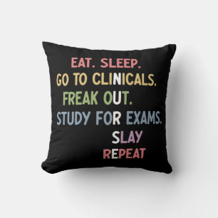 Funny Nursing School student Future Nurse Gifts Kussen