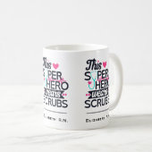 Funny Nursing Superheld Gezegde Typografie Koffiemok (Voorkant rechts)