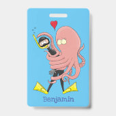 Funny octopus hugs diver cartoon humor badge (Achterkant)