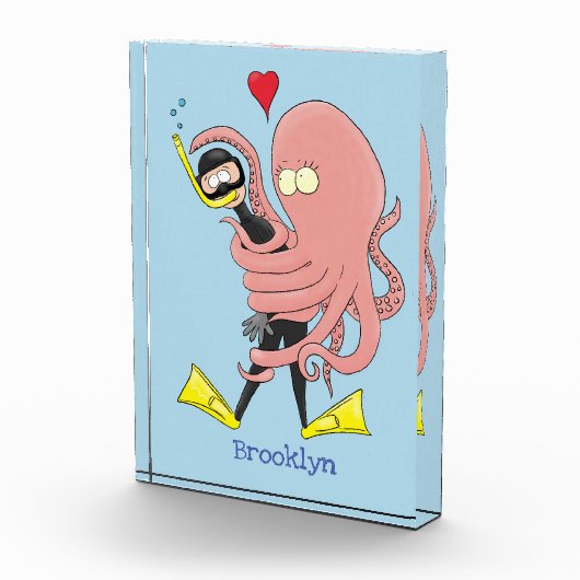 Funny octopus hugs diver cartoon humor fotoblokken (Rechts)