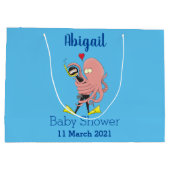 Funny octopus hugs diver cartoon humor groot cadeauzakje (Achterkant)
