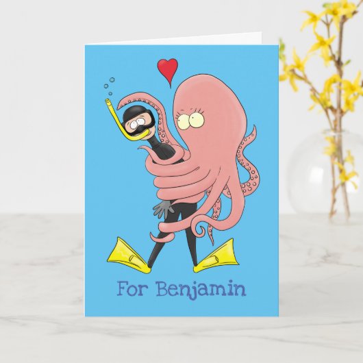 Funny octopus hugs diver cartoon humor kaart (Gele Bloem)