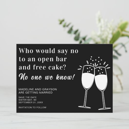 Funny Open Bar Free Cake Wedding Save the Date (Staand voorkant)