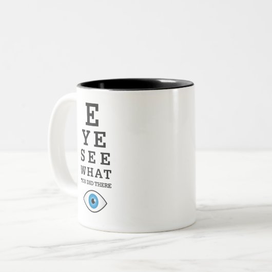 Funny Optometry Pun Eye Zie Tweekleurige Koffiemok (Voorkant links)
