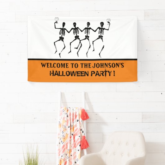 Funny Oranje en Black Dansende Skeleton Halloween Spandoek (Insitu)