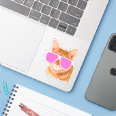 Funny Oranje Tabby Cat Peeking Sticker (Laptop met iPhone)